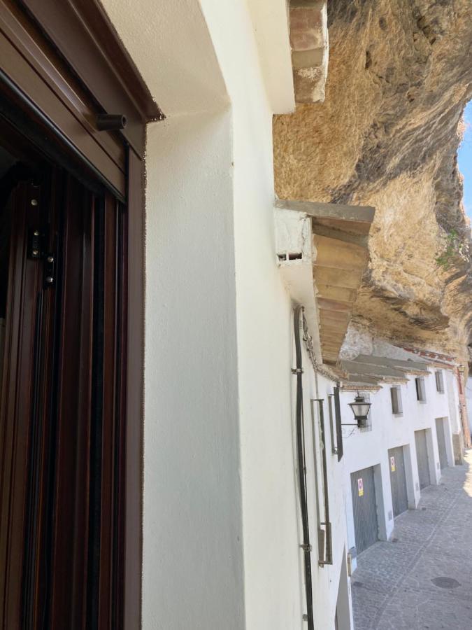 Casa Cueva Un Rincon En La Roca Villa Setenil De Las Bodegas Exterior photo